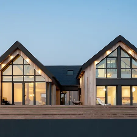Architect-designed With Sea View 아파트