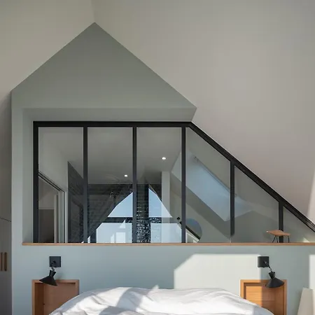 Apartment Architect-designed With Sea View