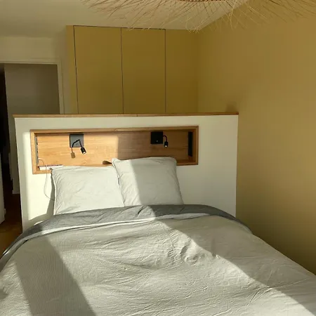 Architect-designed With Sea View *